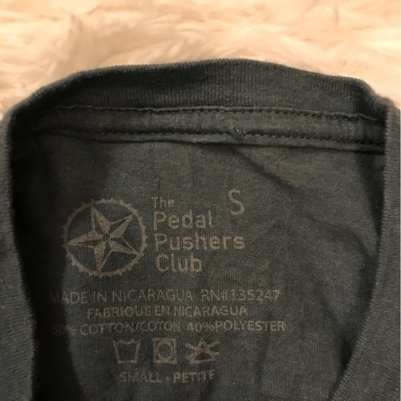 men’s small bicycle T-shirt.  Unisex - Picture 3 of 3